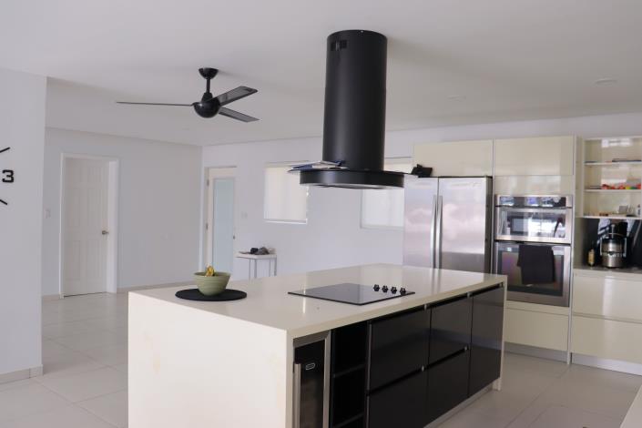 Image No.6-3 Bed Villa for sale