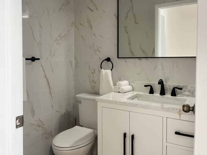 Image No.15-2 Bed Townhouse for sale