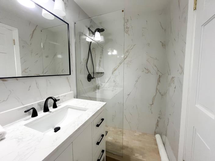 Image No.16-2 Bed Townhouse for sale