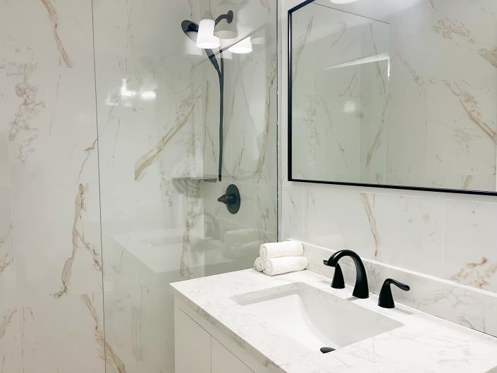 Image No.19-2 Bed Townhouse for sale