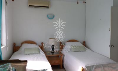 villa-412f-guest-bedroom