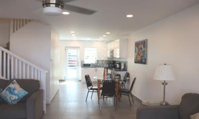 9-226d-dining-area