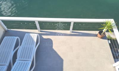 403h-upstairs-balcony