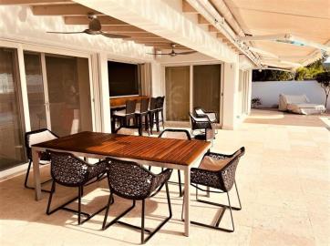 Caribbean-blue-outdoor-dining-area
