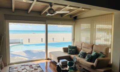 Caribbean-Blue-master-bedroom-extension