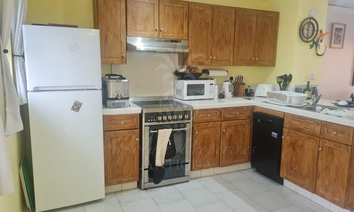 Image No.2-Villa de 2 chambres à vendre à Jolly Harbour