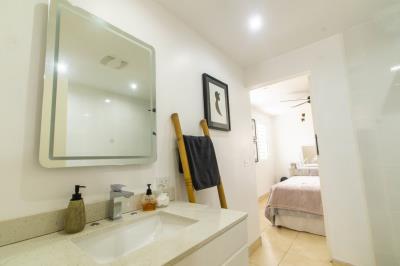 bathroom1