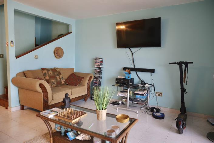 Image No.7-2 Bed Townhouse for sale