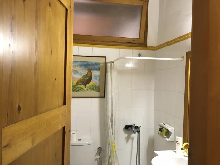 Image No.18-4 Bed House for sale