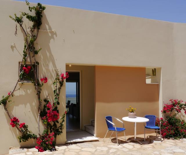 Image No.5-2 Bed House for sale