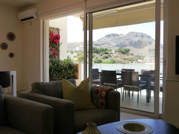 Image No.6-2 Bed House for sale