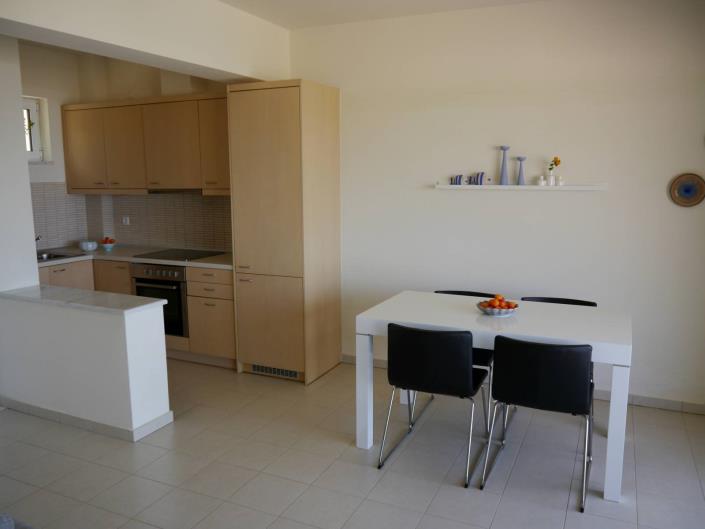 Image No.11-2 Bed House for sale