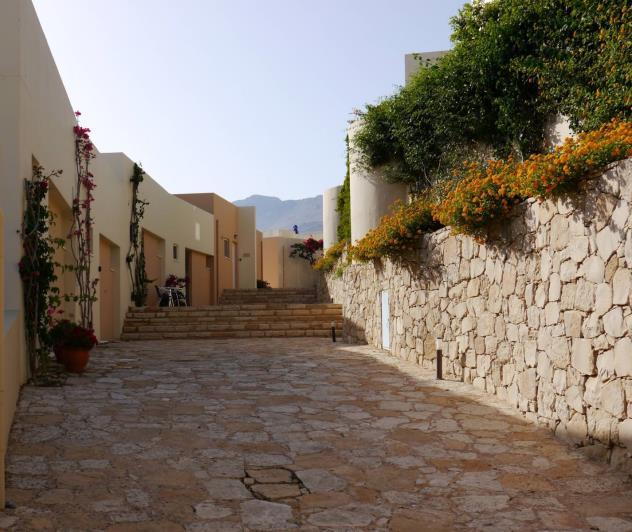 Image No.23-2 Bed House for sale