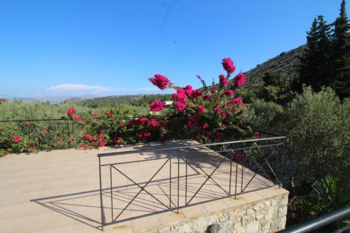 Image No.2-5 Bed Villa for sale