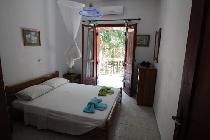 Image No.4-2 Bed Villa for sale