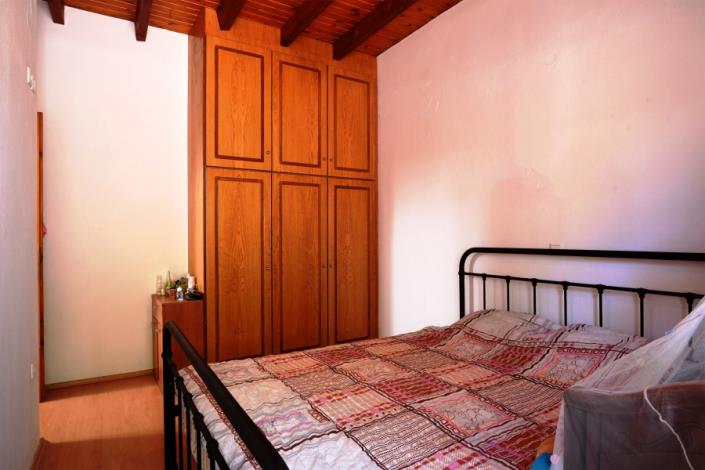 Image No.9-2 Bed House for sale