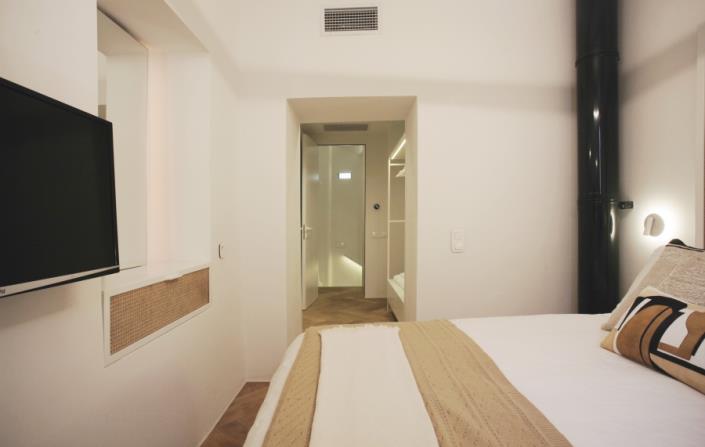 Image No.17-2 Bed House for sale