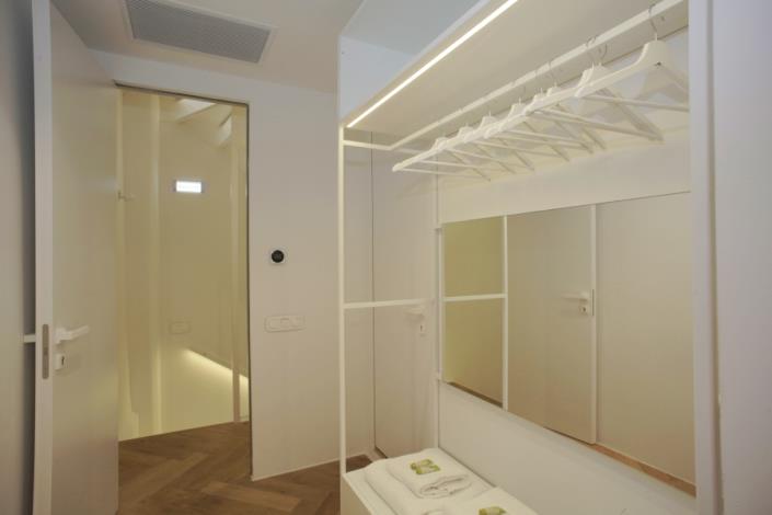 Image No.19-2 Bed House for sale