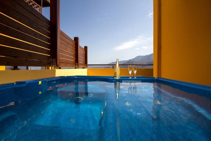 Image No.9-2 Bed Apartment for sale