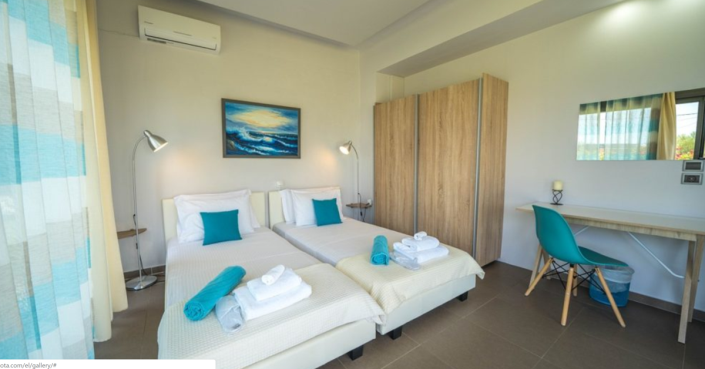 Image No.13-7 Bed Villa for sale