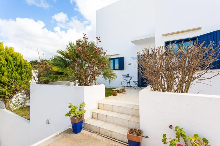 Image No.1-3 Bed House for sale