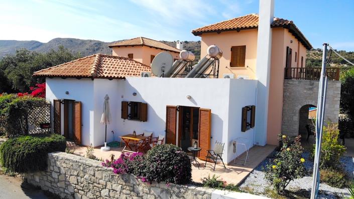 Image No.1-2 Bed House for sale