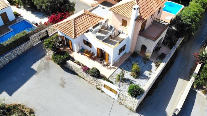 Image No.3-2 Bed House for sale