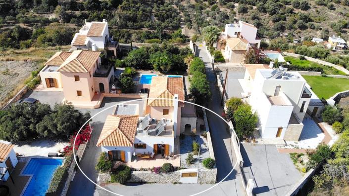 Image No.9-2 Bed House for sale