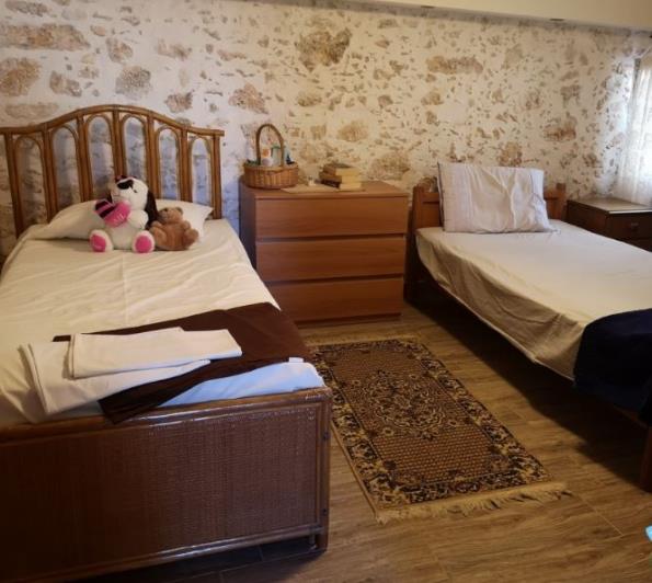 Image No.9-3 Bed House for sale