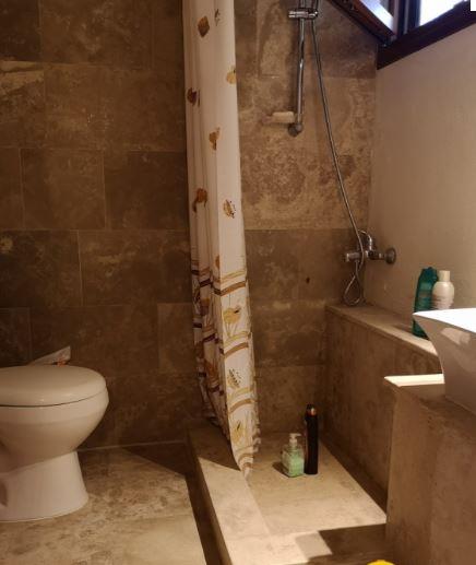 Image No.10-3 Bed House for sale