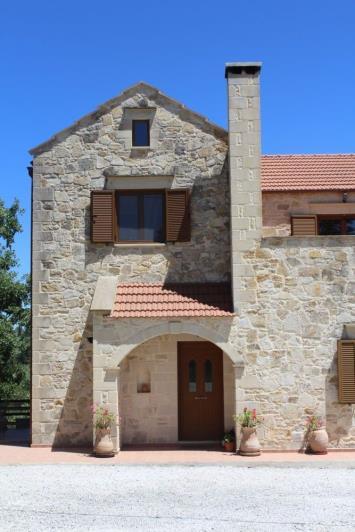 Image No.11-3 Bed House for sale