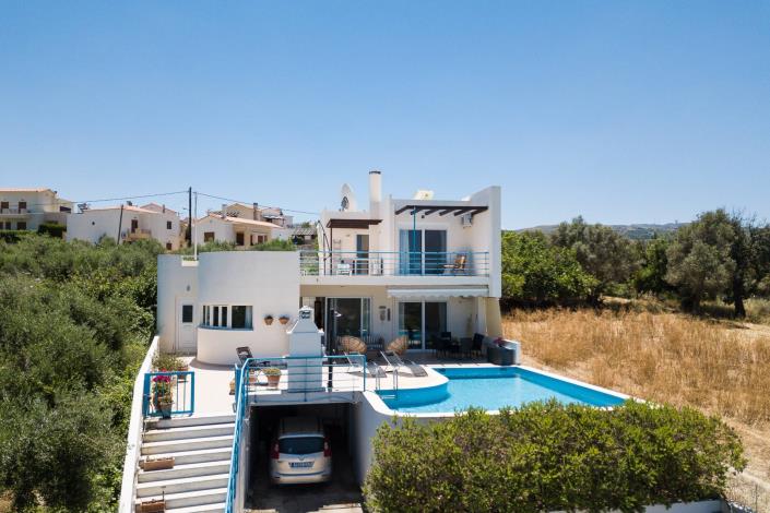 Image No.1-4 Bed Villa for sale
