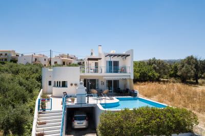 4 Bed Villa for sale