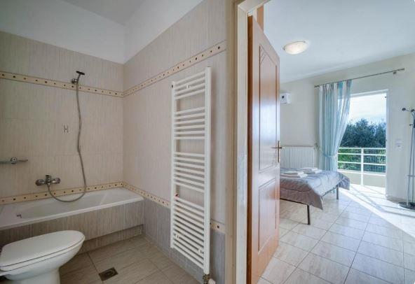 Image No.13-3 Bed Villa for sale