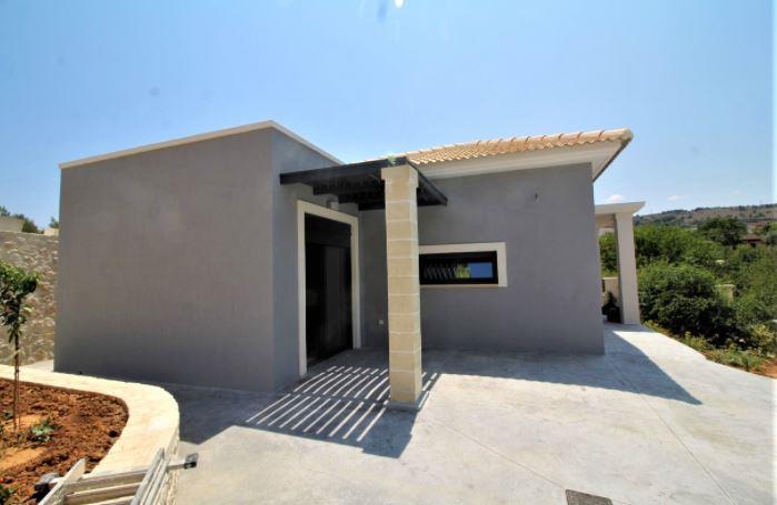 Image No.2-Maison de 3 chambres à vendre à Armeni