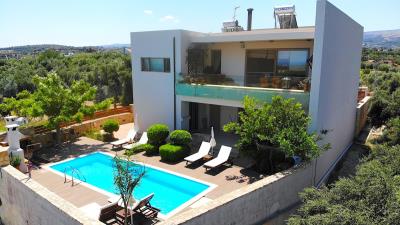 Villa de 5 chambres à vendre à Loutra