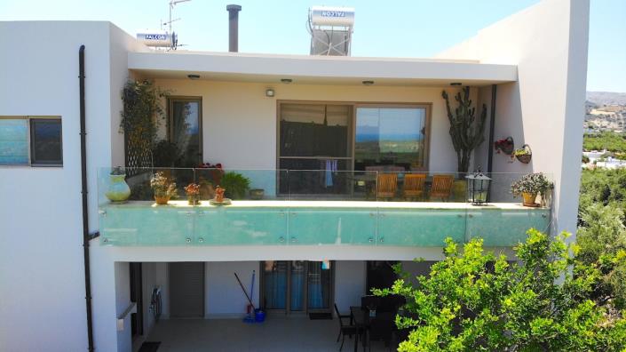 Image No.10-Villa de 5 chambres à vendre à Loutra