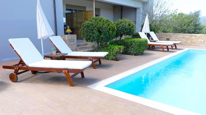 Image No.28-Villa de 5 chambres à vendre à Loutra