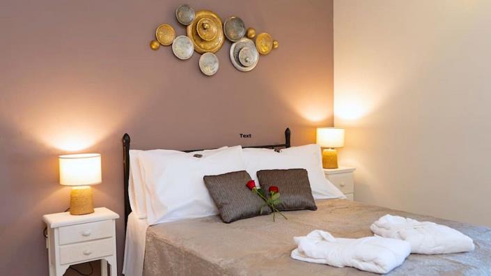 Image No.37-Villa de 5 chambres à vendre à Loutra