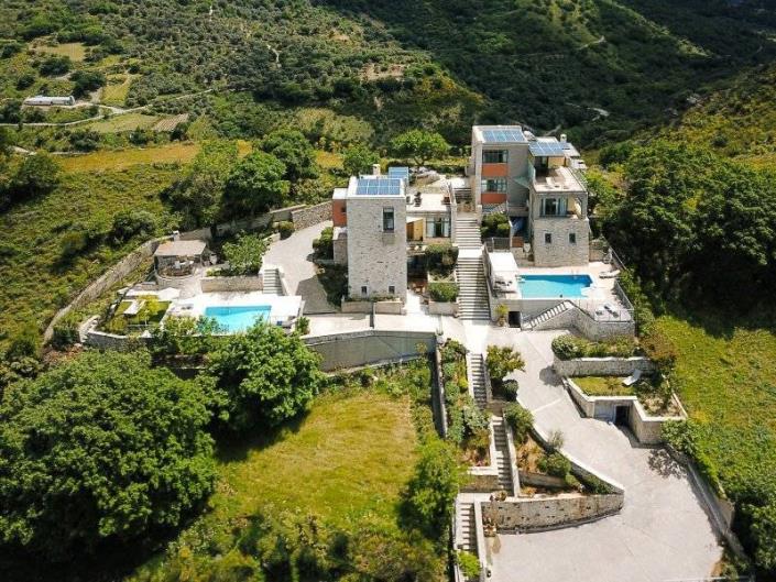 Image No.1-5 Bed Villa for sale