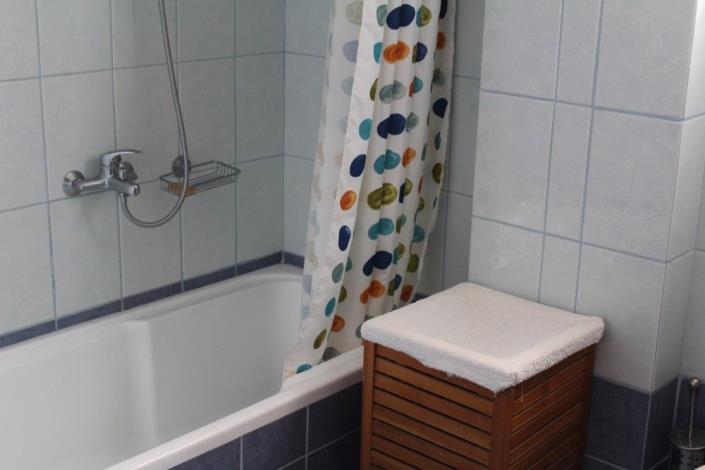 Image No.11-2 Bed House for sale