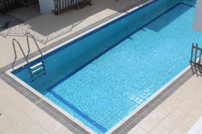 Image No.10-2 Bed House for sale