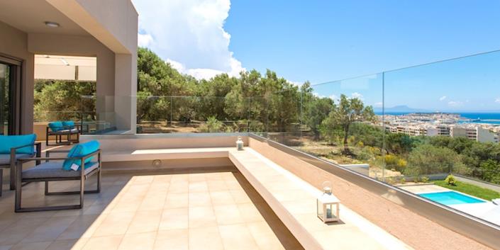 Image No.9-5 Bed Villa for sale