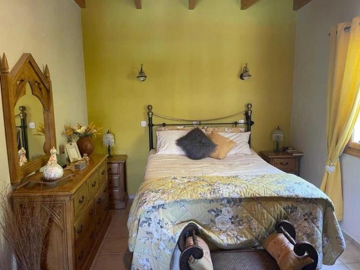 Image No.12-3 Bed Villa for sale