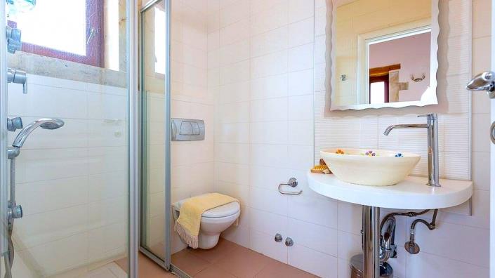 Image No.37-4 Bed Villa for sale