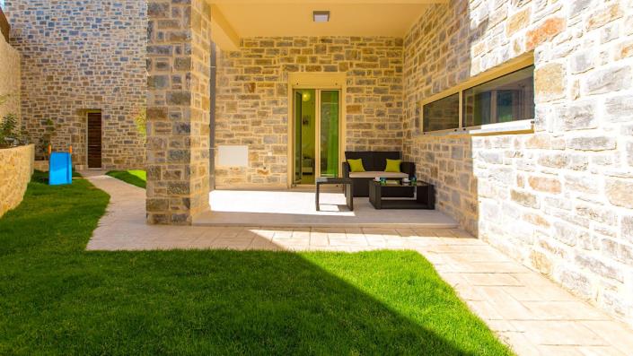 Image No.45-Villa de 4 chambres à vendre à Sfakaki