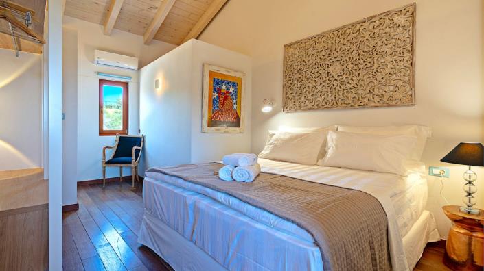 Image No.32-5 Bed Villa for sale