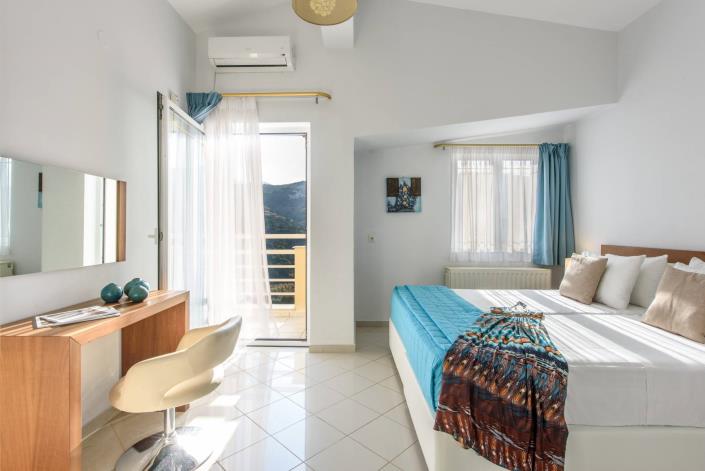 Image No.11-7 Bed Villa for sale