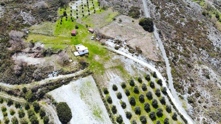 Image No.23-1 Bed Farmhouse for sale