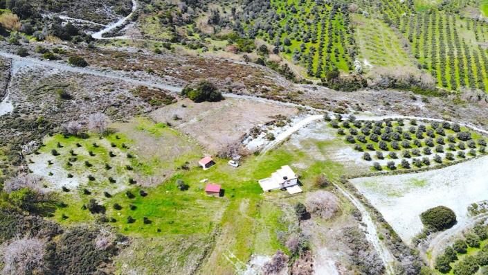 Image No.28-1 Bed Farmhouse for sale